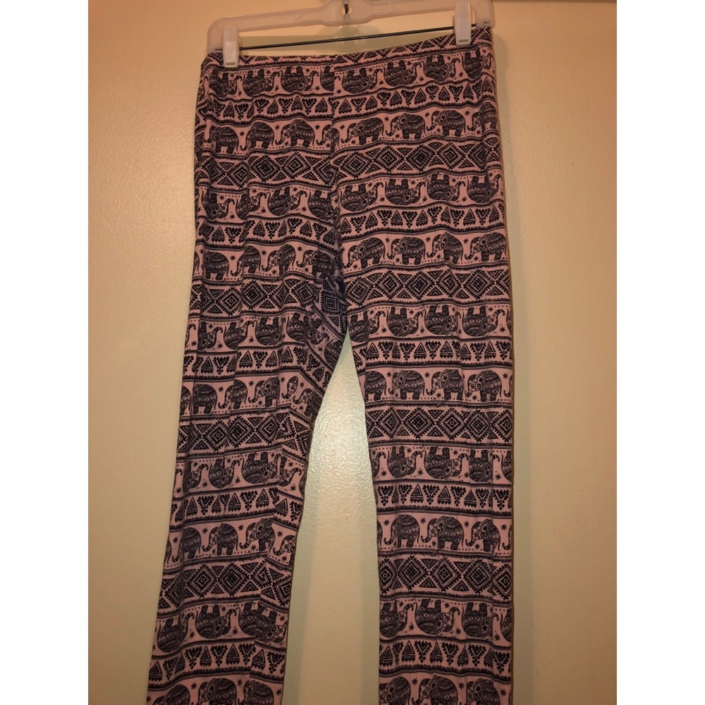 rue 21 elephant aztec leggings
